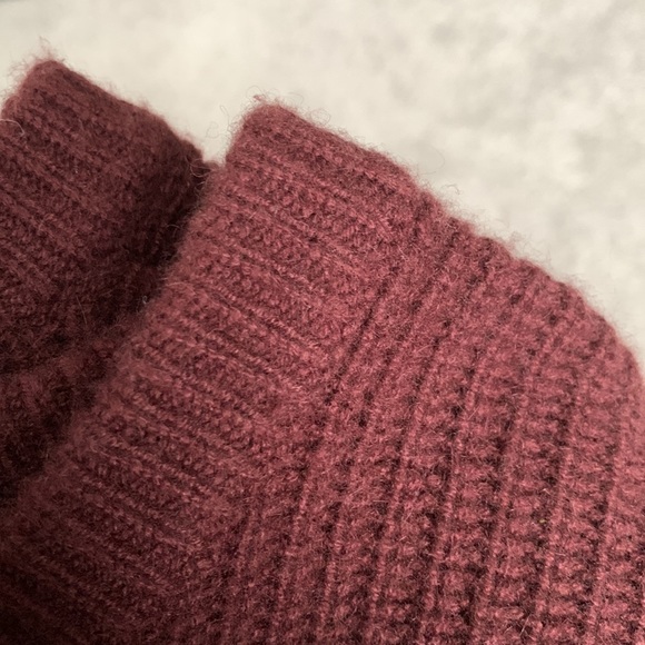 Vince 100% Cashmere Ribbed Sweater Size XS - Picture 9 of 12